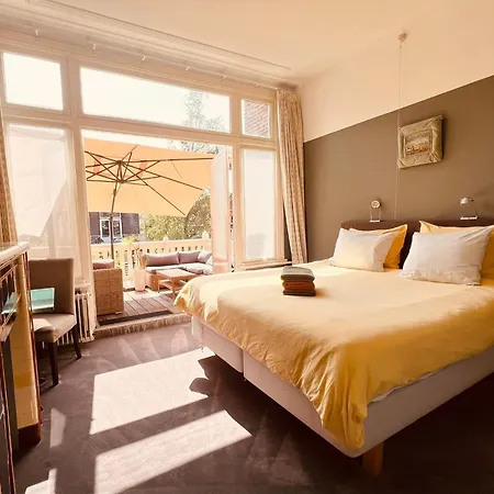 Juliana Boutique Guestrooms *