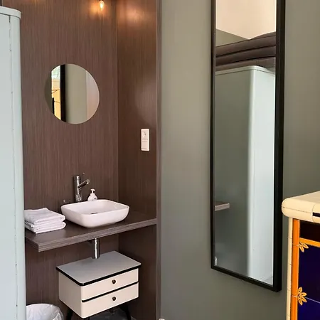 Juliana Boutique Guestrooms *